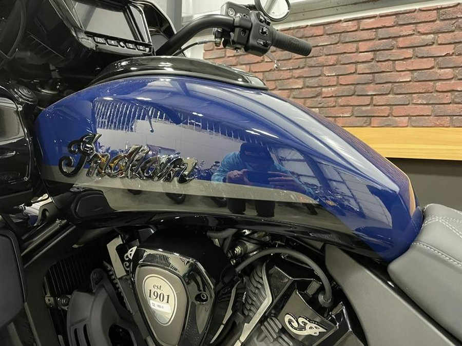 2024 Indian Motorcycle® Pursuit® Dark Horse® with PowerBand Audio Package Springfield Blue