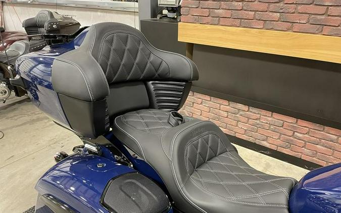 2024 Indian Motorcycle® Pursuit® Dark Horse® with PowerBand Audio Package Springfield Blue