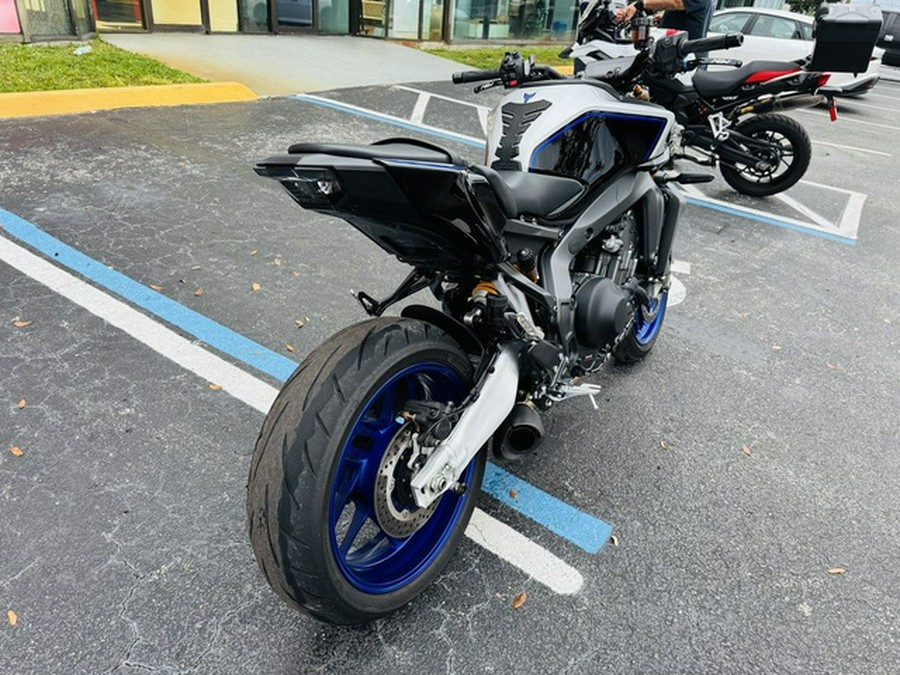 2025 Yamaha MT 09 SP