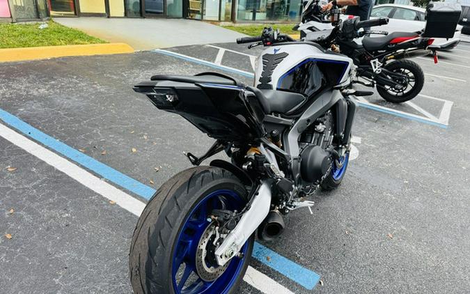 2025 Yamaha MT 09 SP