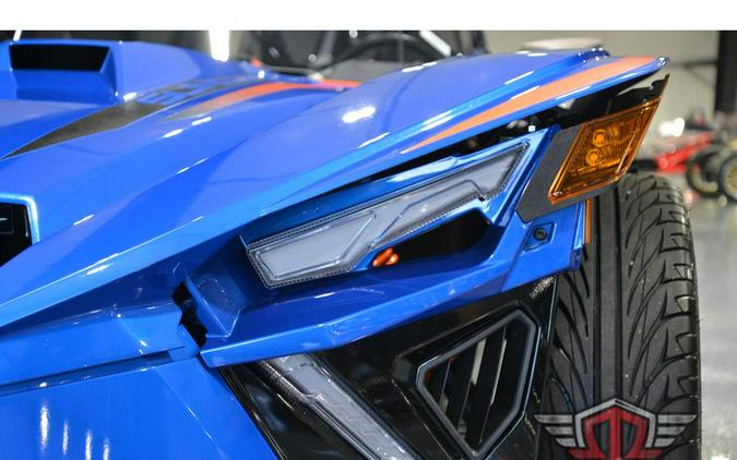 2024 Slingshot R MANUAL