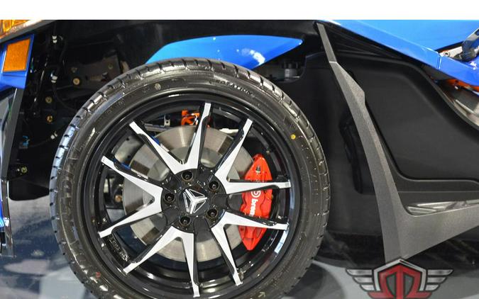 2024 Slingshot R MANUAL
