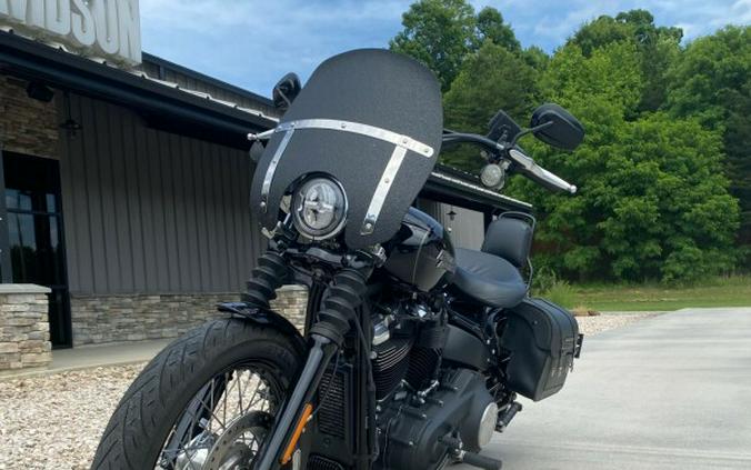 2019 Harley-Davidson Street Bob Vivid Black