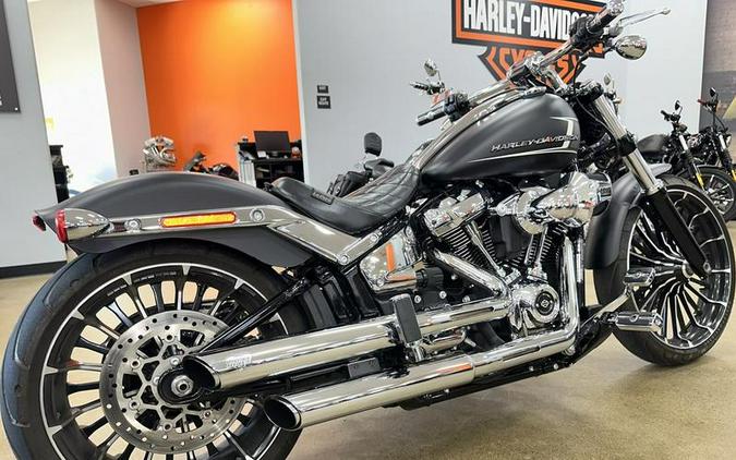 2023 Harley-Davidson® FXBR - Breakout® 117