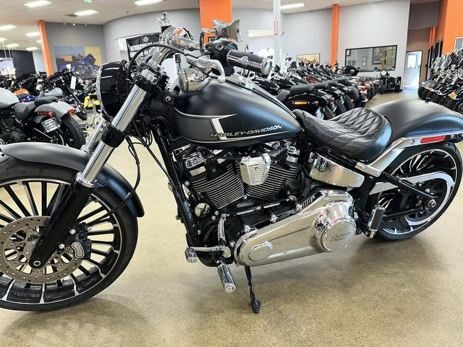 2023 Harley-Davidson® FXBR - Breakout® 117