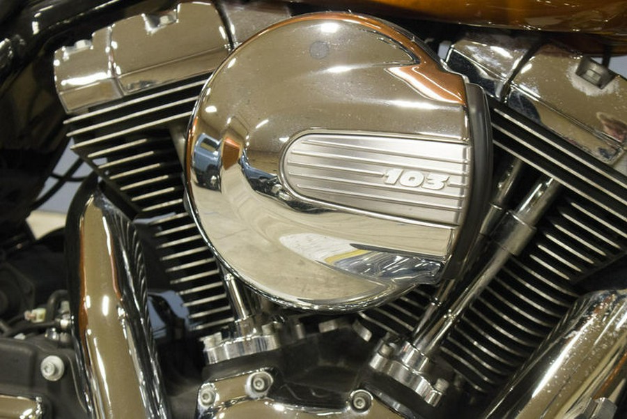 2014 Harley-Davidson® FLHX - Street Glide®