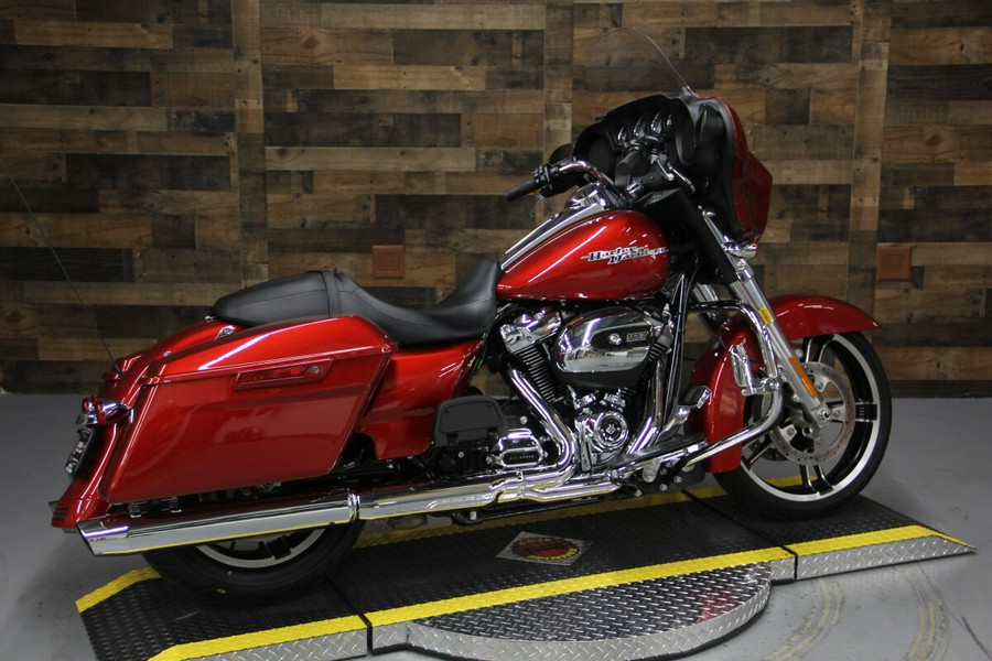 2019 Harley-Davidson Street Glide Wicked Red