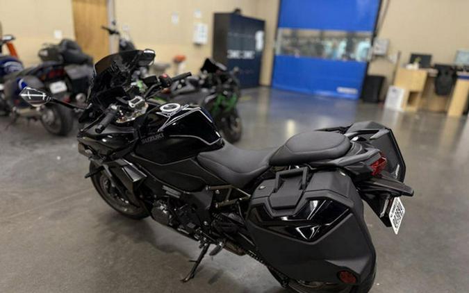 2024 Suzuki GSX-S1000GT Plus