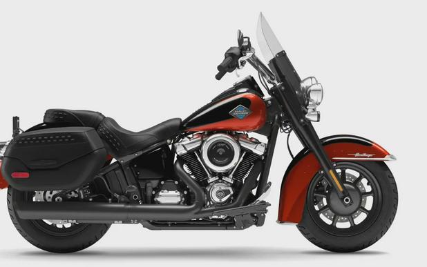 2025 Harley-Davidson® Heritage Classic Whiskey Fire / Vivid Black w/Cast Wheels