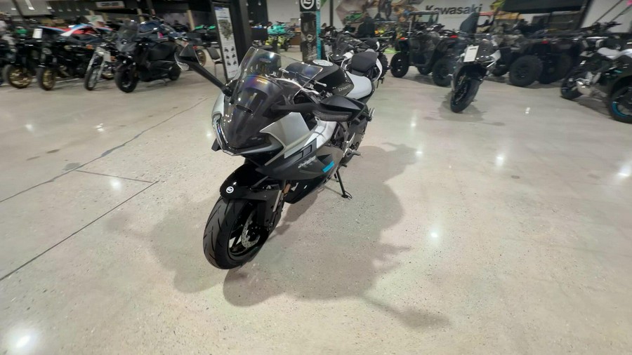 2026 CFMOTO 675SS