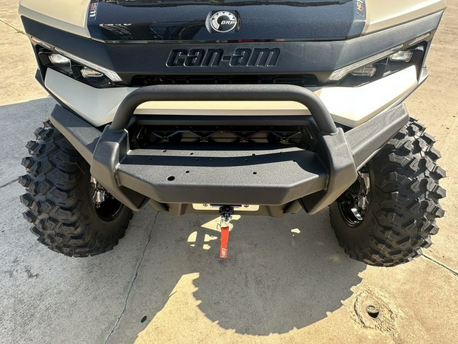 2026 Can-Am Defender MAX Limited HD11 Desert Tan & Carbon Black
