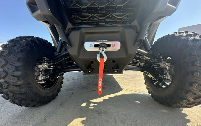 2026 Can-Am Defender MAX Limited HD11 Desert Tan & Carbon Black