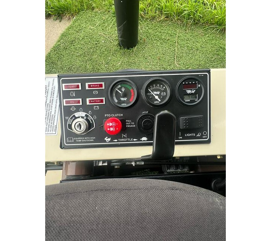 2022 Grasshopper 725DT 61 in. Kubota Diesel 898 cc