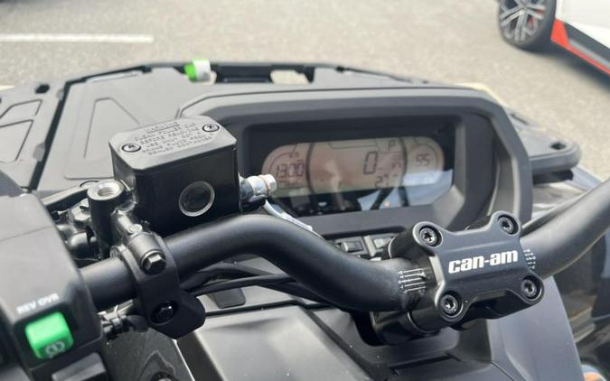 2026 Can-Am® OUTLANDER MAX BAC 1000R