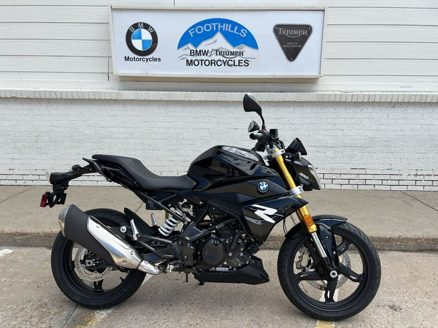 2024 BMW G 310 R Triple Black