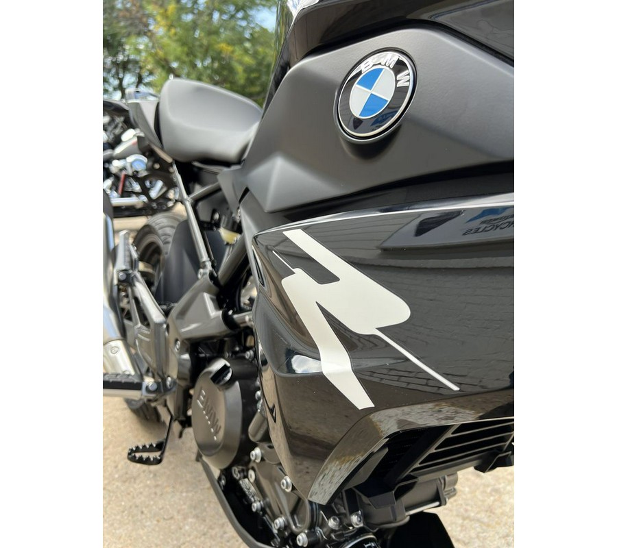 2024 BMW G 310 R Triple Black