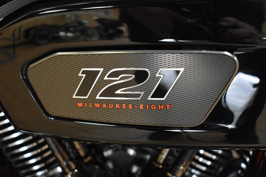 FLTRXSE 2025 CVO™ Road Glide™