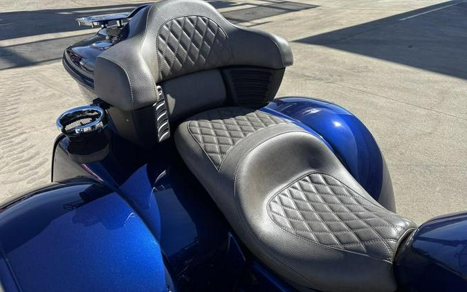 2020 Indian Motorcycle® Challenger Limited Deepwater Metallic