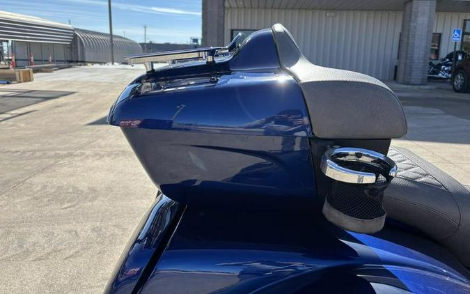 2020 Indian Motorcycle® Challenger Limited Deepwater Metallic