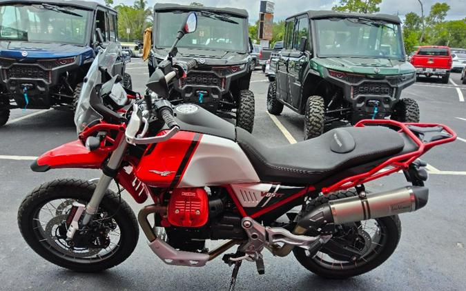 2022 Moto Guzzi V85 TT