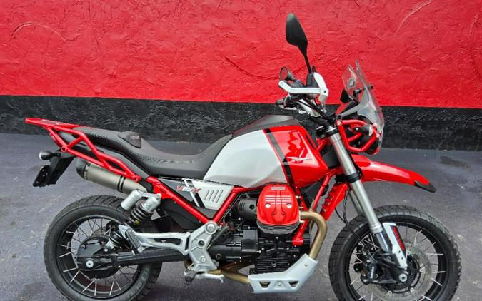 2022 Moto Guzzi V85 TT