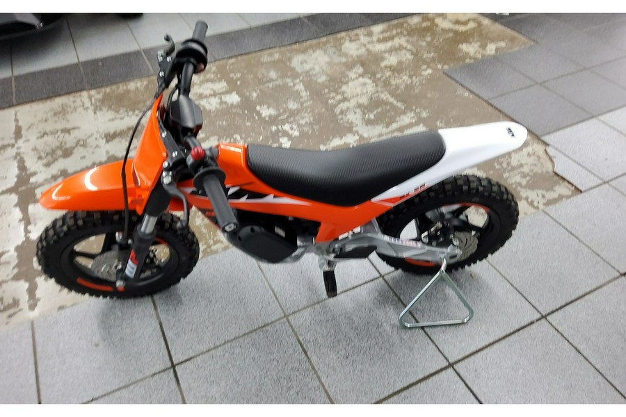 2024 KTM SX-E2