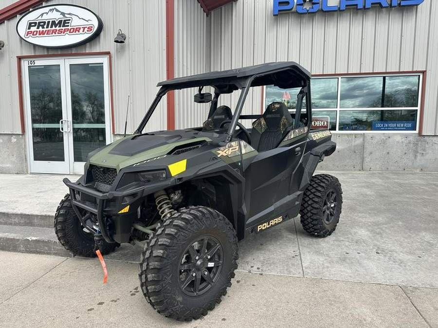 2022 Polaris® GENERAL XP 1000 DELUXE RC - P. STEALTH BLACK RIDE COMMAND Edition