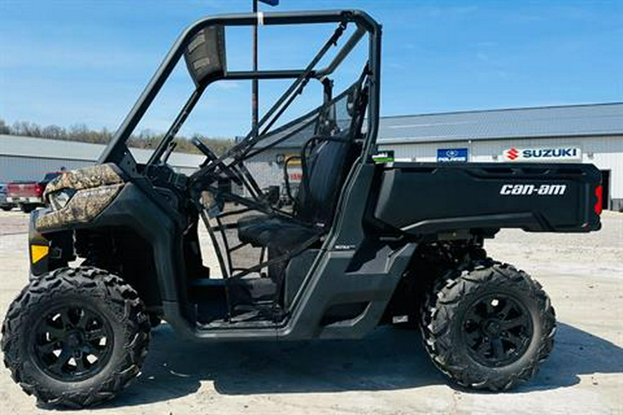 2024 Can-Am Defender DPS HD9