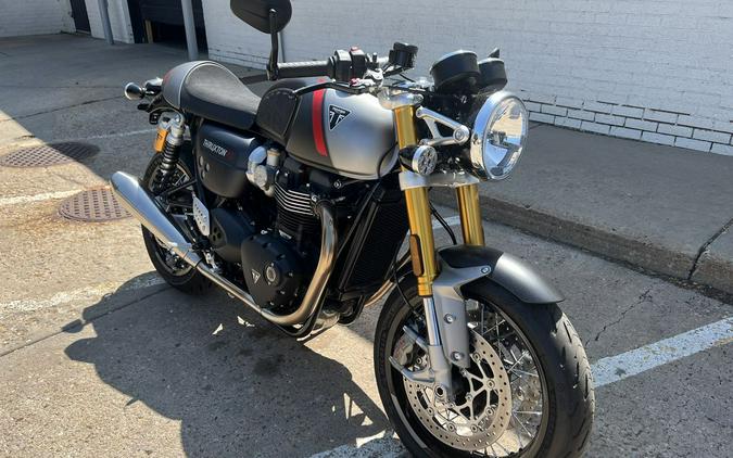 2020 Triumph Thruxton RS - Showcase Matte Storm Grey/Matte Silver Ice