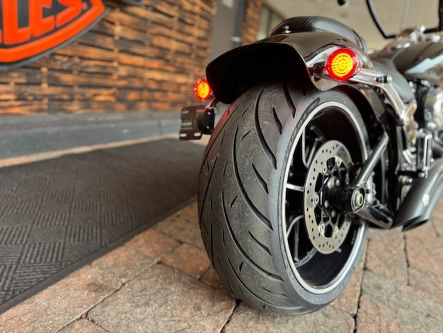 2015 Harley Davidson Breakout® FXSB