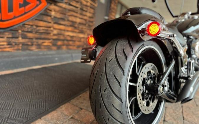 2015 Harley Davidson Breakout® FXSB