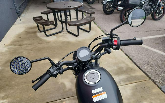 2026 Honda REBEL 300 E-CLUTCH