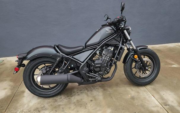 2026 Honda REBEL 300 E-CLUTCH