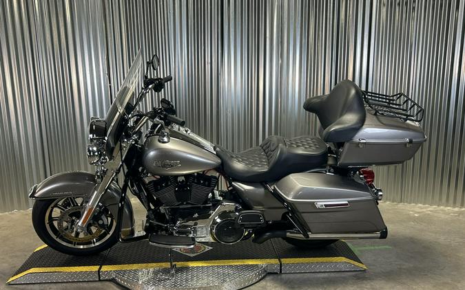 2016 Harley-Davidson Road King Billet Silver