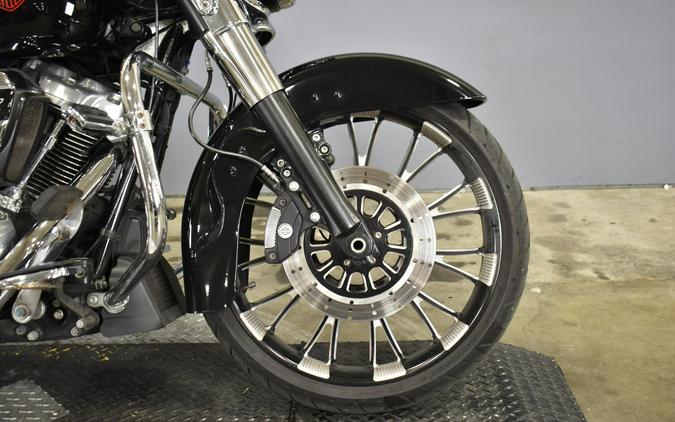 2020 Harley-Davidson Electra Glide Standard Vivid Black