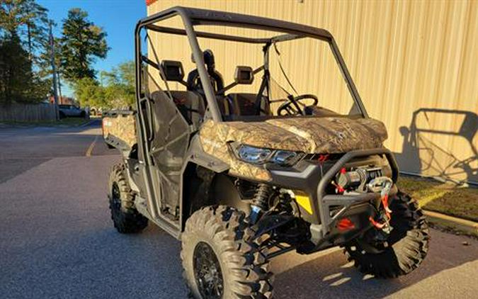 2023 Can-Am Defender X MR HD10