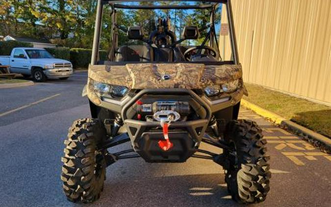 2023 Can-Am Defender X MR HD10