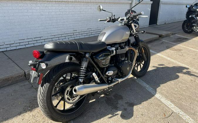 2023 Triumph Speed Twin 900 Matte Silver Ice