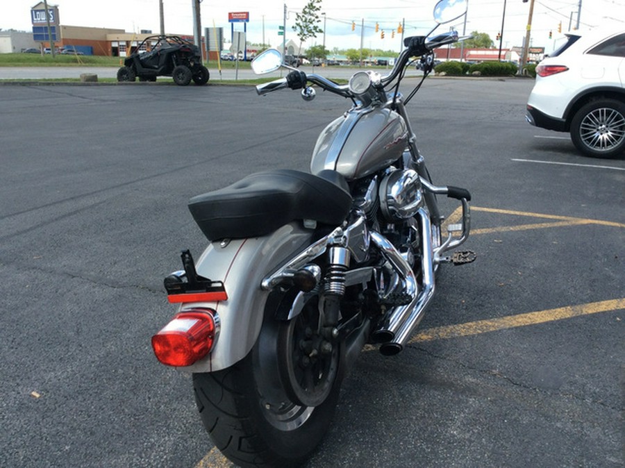 2007 Harley-Davidson Sportster XL 1200C 1200 Custom
