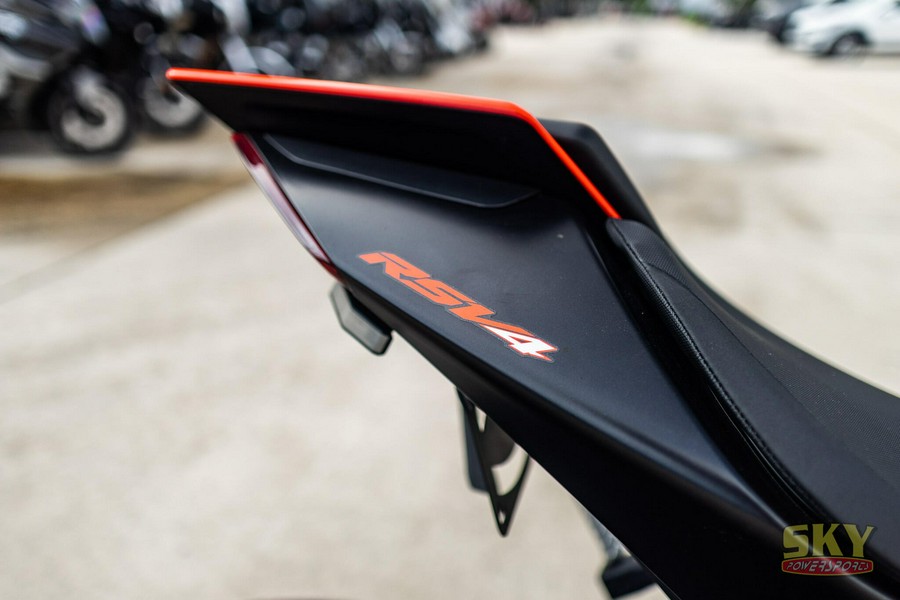 2023 APRILIA RSV4 1100