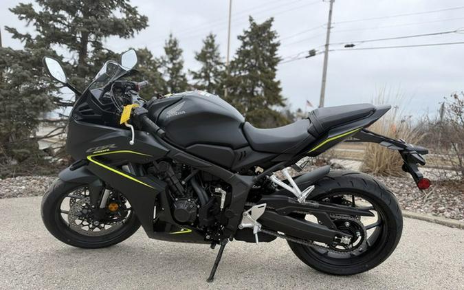 2026 Honda CBR650R E-Clutch