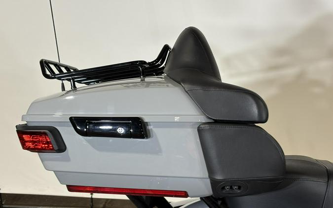 2024 Harley-Davidson® Ultra Limited Billiard Gray Trim Black
