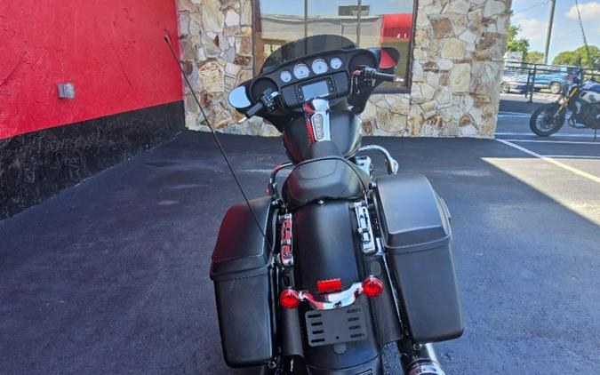 2017 Harley-Davidson Street Glide® Special
