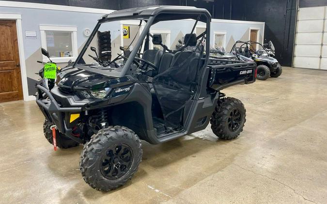 2023 Can-Am® Defender XT HD10