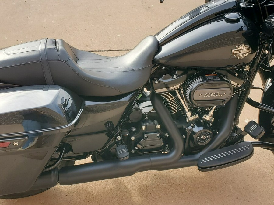 2021 Harley-Davidson Road Glide Special Vivid Black