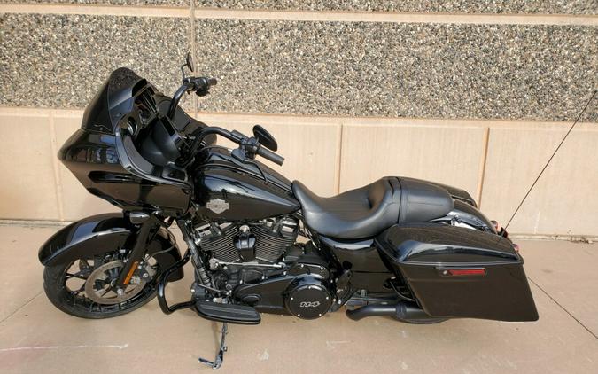 2021 Harley-Davidson Road Glide Special Vivid Black