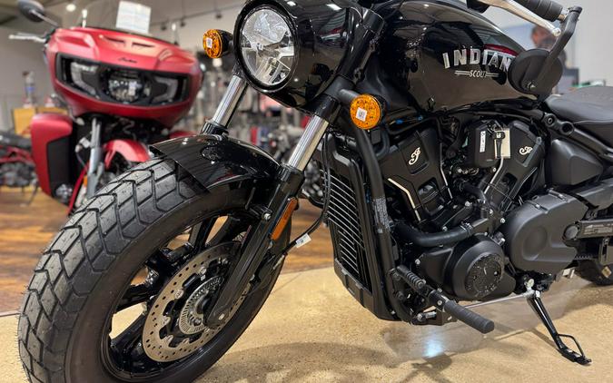 2025 Indian Motorcycle® Scout® Bobber Black Metallic