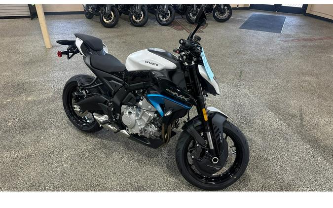 2026 CFMOTO NK 675