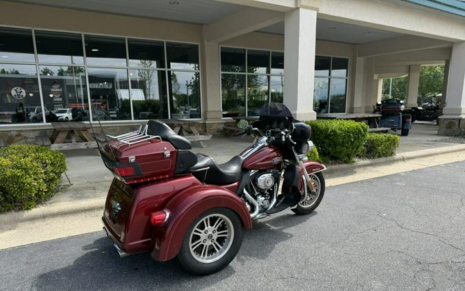 FLHTCUTG 2010 Tri Glide® Ultra Classic®