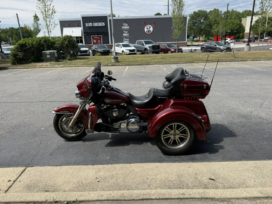 FLHTCUTG 2010 Tri Glide® Ultra Classic®